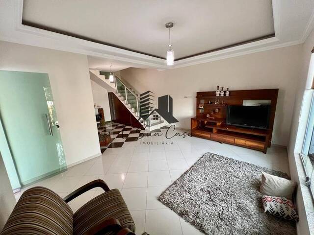 Casa para Venda em Contagem - 3