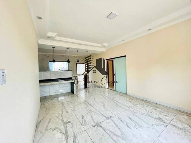 Casa para Venda em Contagem - 2