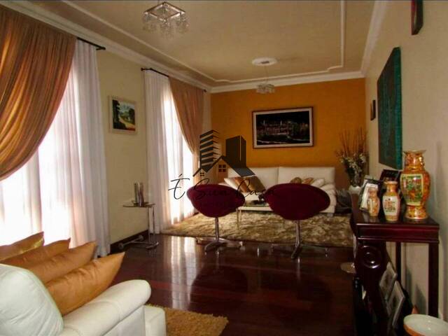 Casa para Venda em Belo Horizonte - 2