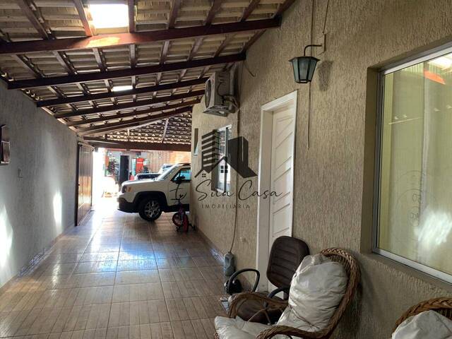 Casa para Venda em Contagem - 3