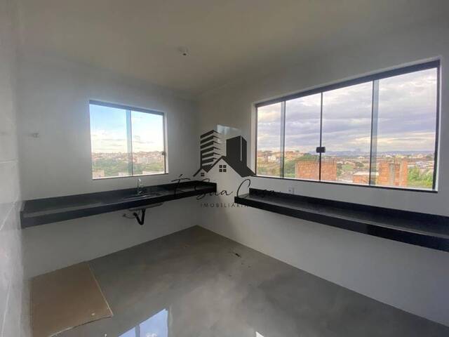 Casa para Venda em Contagem - 5