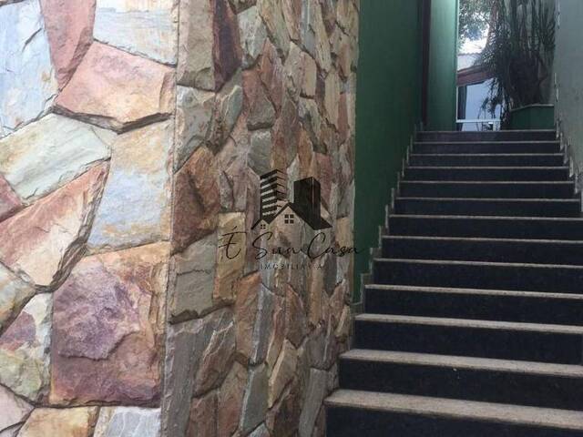 Casa para Venda em Contagem - 2