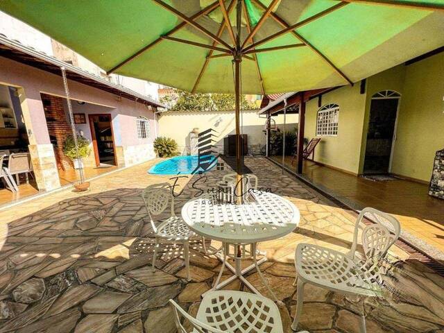 Casa para Venda em Contagem - 5