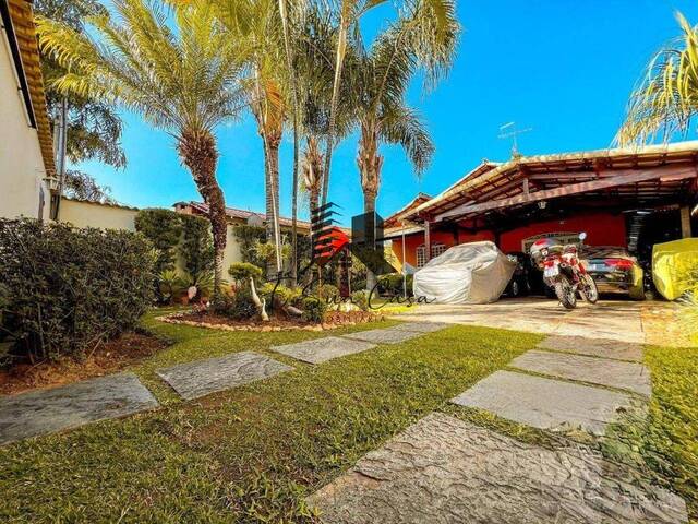 Casa para Venda em Contagem - 3