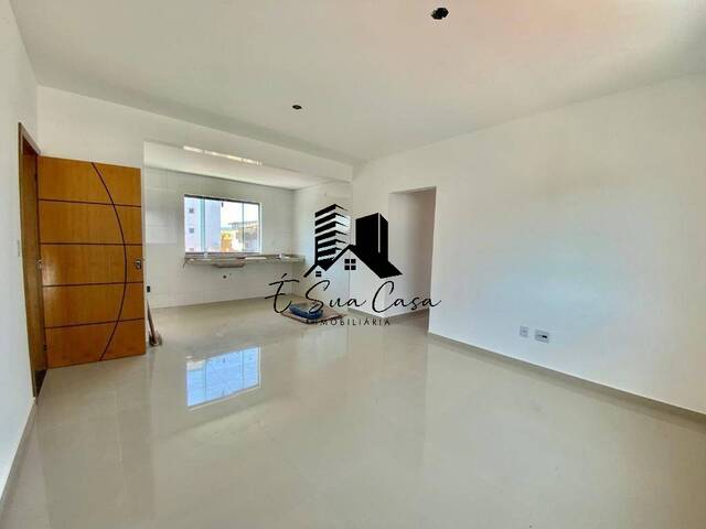 Apartamento para Venda em Contagem - 2