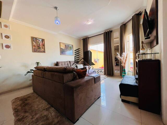 Casa para Venda em Contagem - 4