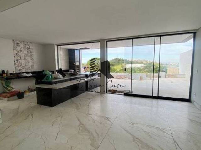 Casa para Venda em Contagem - 3