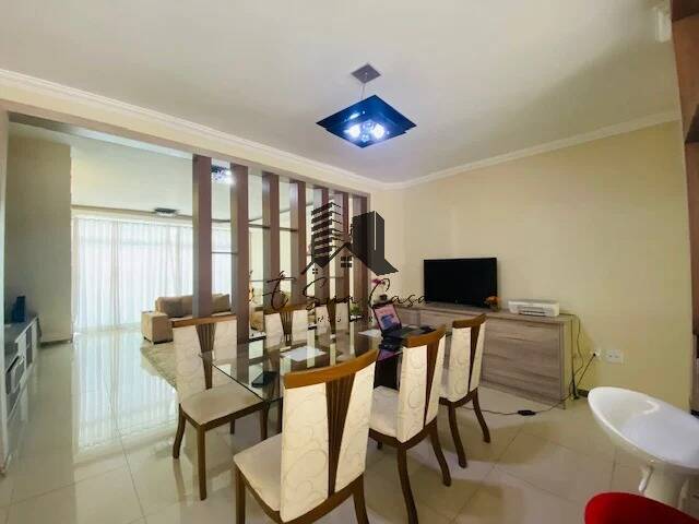 Casa para Venda em Contagem - 4