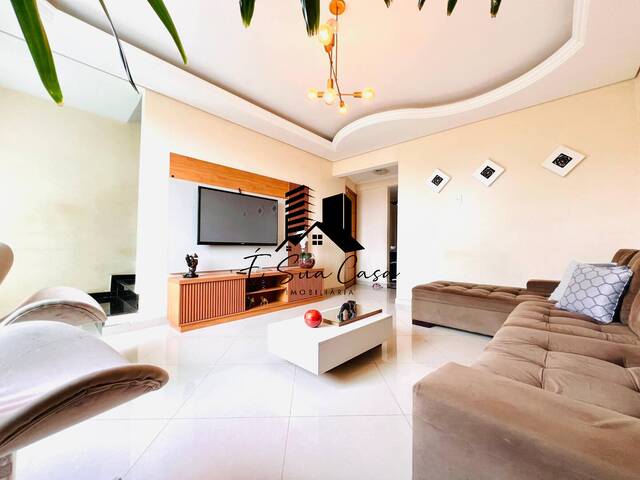 Casa para Venda em Contagem - 3