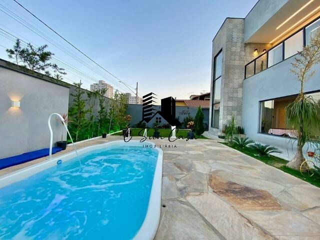 Casa para Venda em Contagem - 4