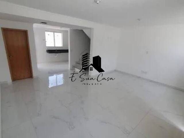 Casa para Venda em Contagem - 4