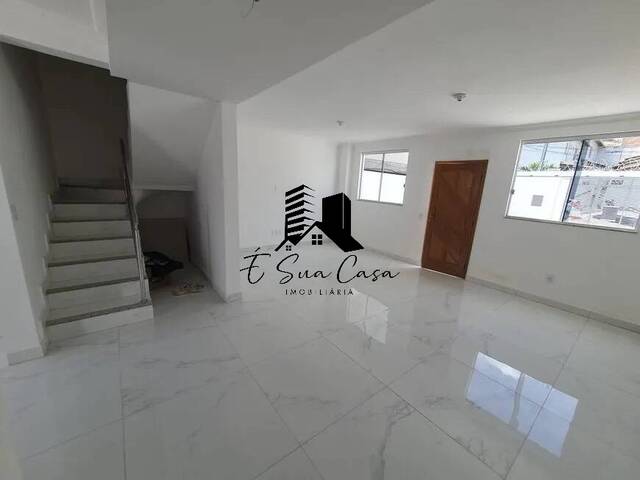 Casa para Venda em Contagem - 2