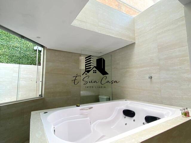 Casa para Venda em Contagem - 4