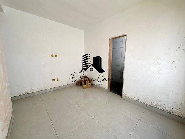 Casa para Venda em Contagem - 2