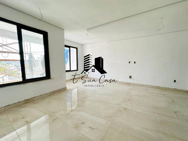 Casa para Venda em Contagem - 4
