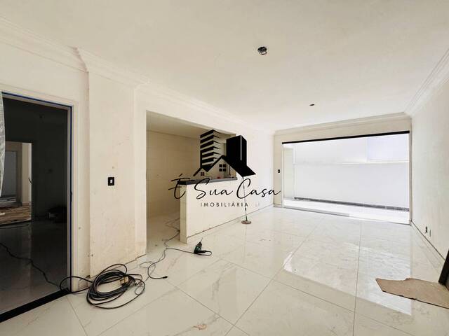 Área Privativa para Venda em Contagem - 2