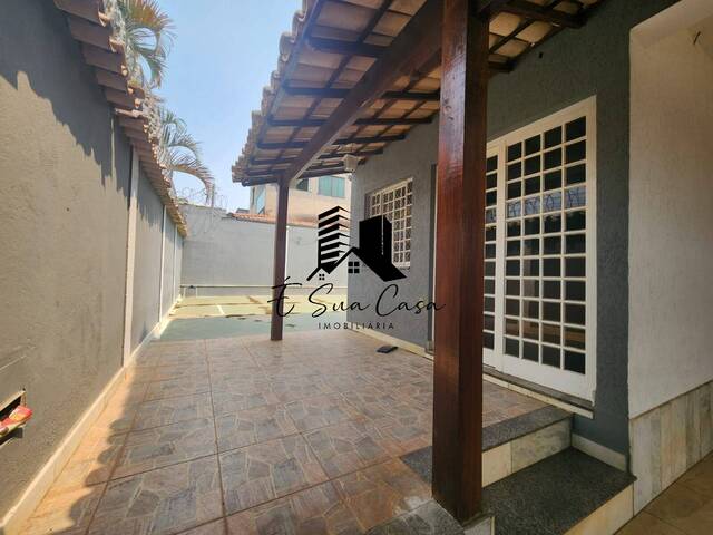 #1605 - Casa para Venda em Contagem - MG - 1