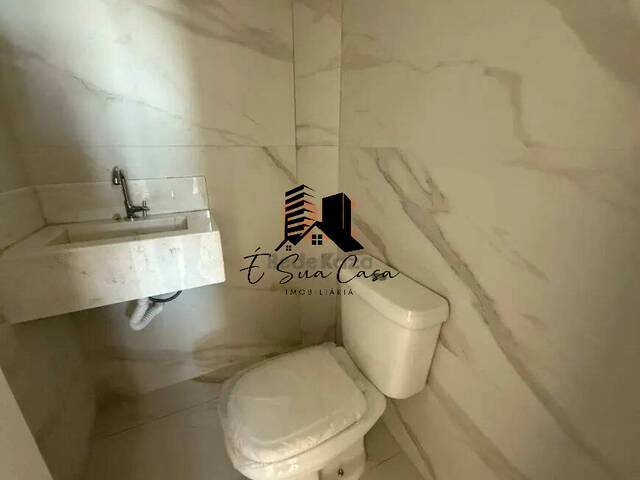 Casa para Venda em Contagem - 3