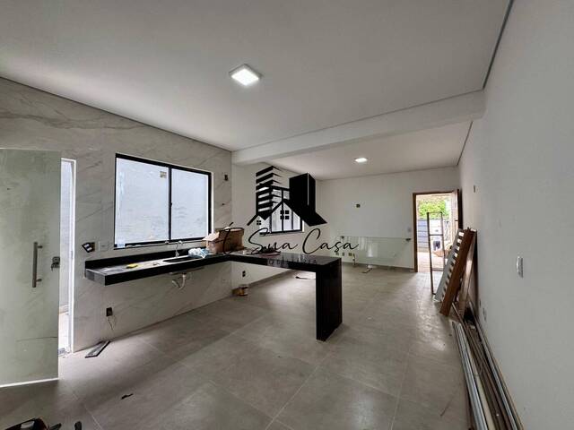 #1715 - Casa para Venda em Contagem - MG - 2