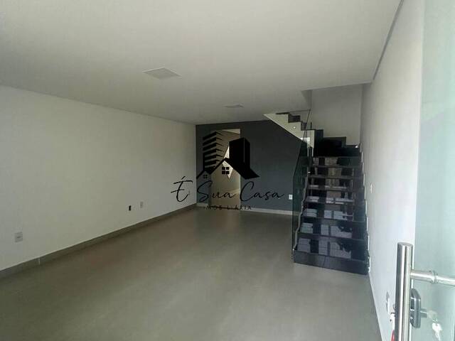 Casa para Venda em Contagem - 4