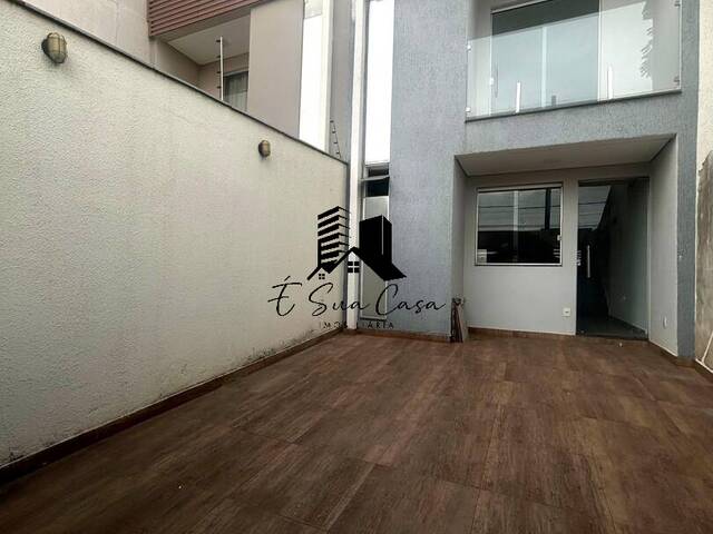 #1755 - Casa para Venda em Contagem - MG - 2