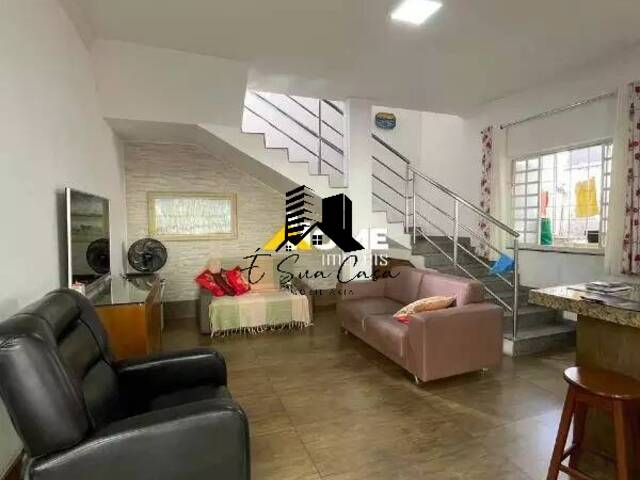 Casa para Venda em Contagem - 4