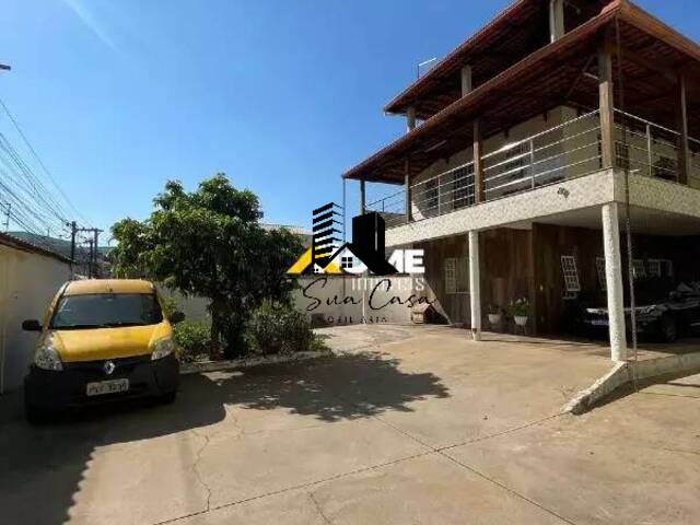 Casa para Venda em Contagem - 2