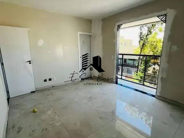 Área Privativa para Venda em Contagem - 2