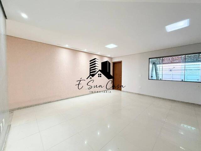 Casa para Venda em Contagem - 5