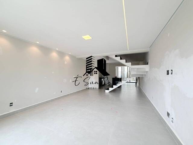 Casa para Venda em Contagem - 4