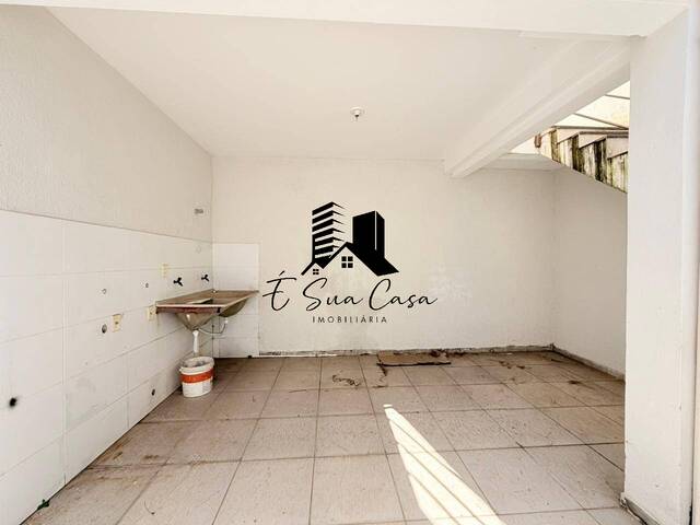 Casa para Venda em Contagem - 5