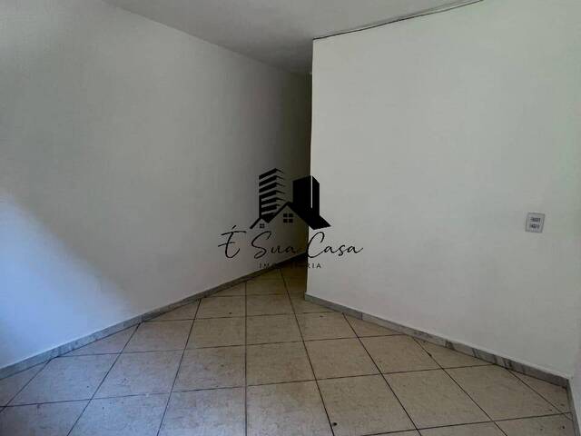 Casa para Venda em Contagem - 3