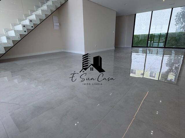 Casa para Venda em Contagem - 5