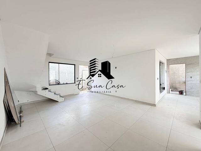 #2039 - Casa para Venda em Contagem - MG - 2