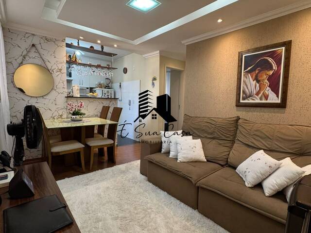 Apartamento para Venda em Contagem - 2