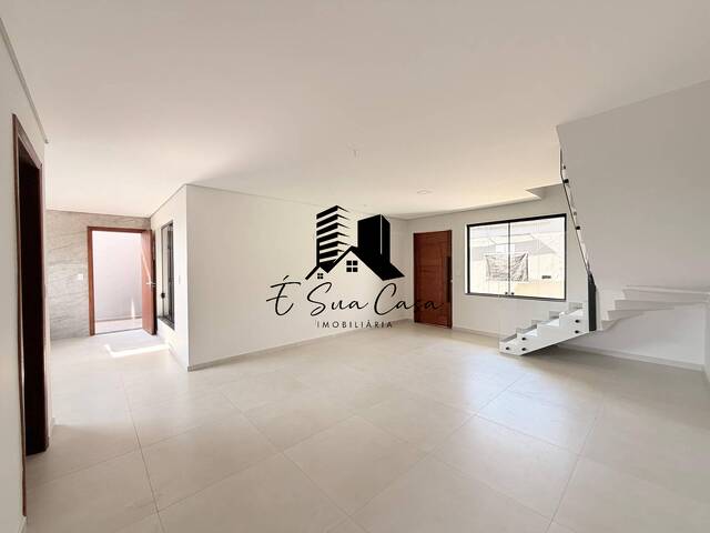 #2039 - Casa para Venda em Contagem - MG - 2