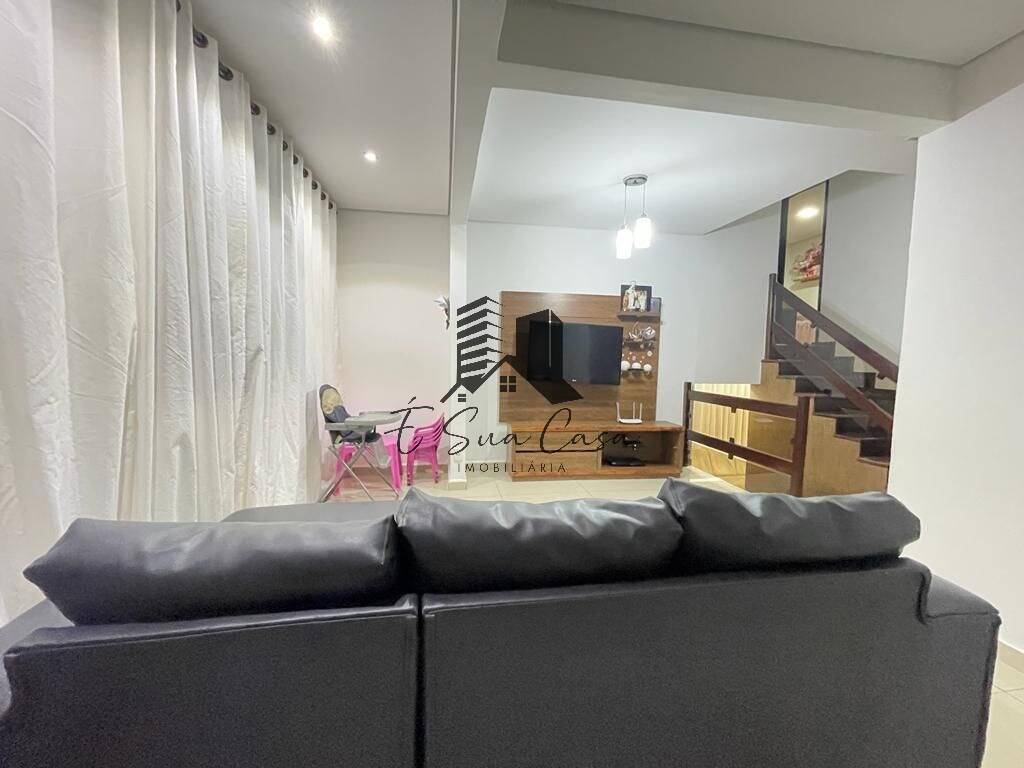 Casa, 3 quartos, 250 m² - Foto 4