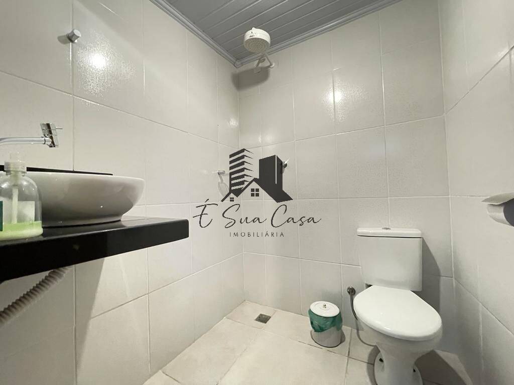 Casa, 3 quartos, 250 m² - Foto 13