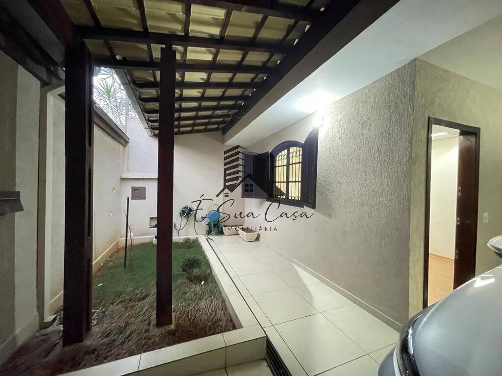 Casa, 3 quartos, 250 m² - Foto 31
