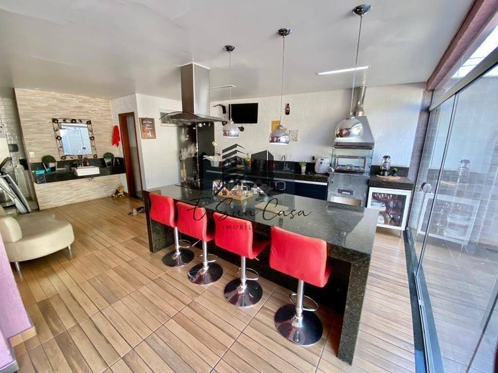 Casa, 4 quartos, 240 m² - Foto 9