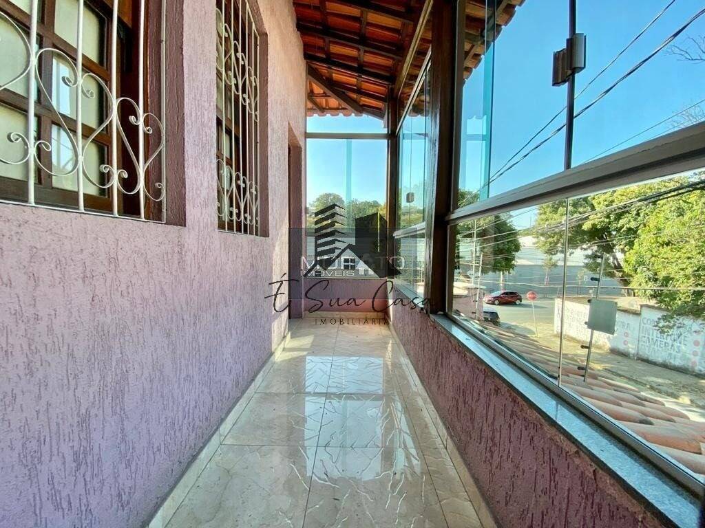 Casa, 4 quartos, 240 m² - Foto 20