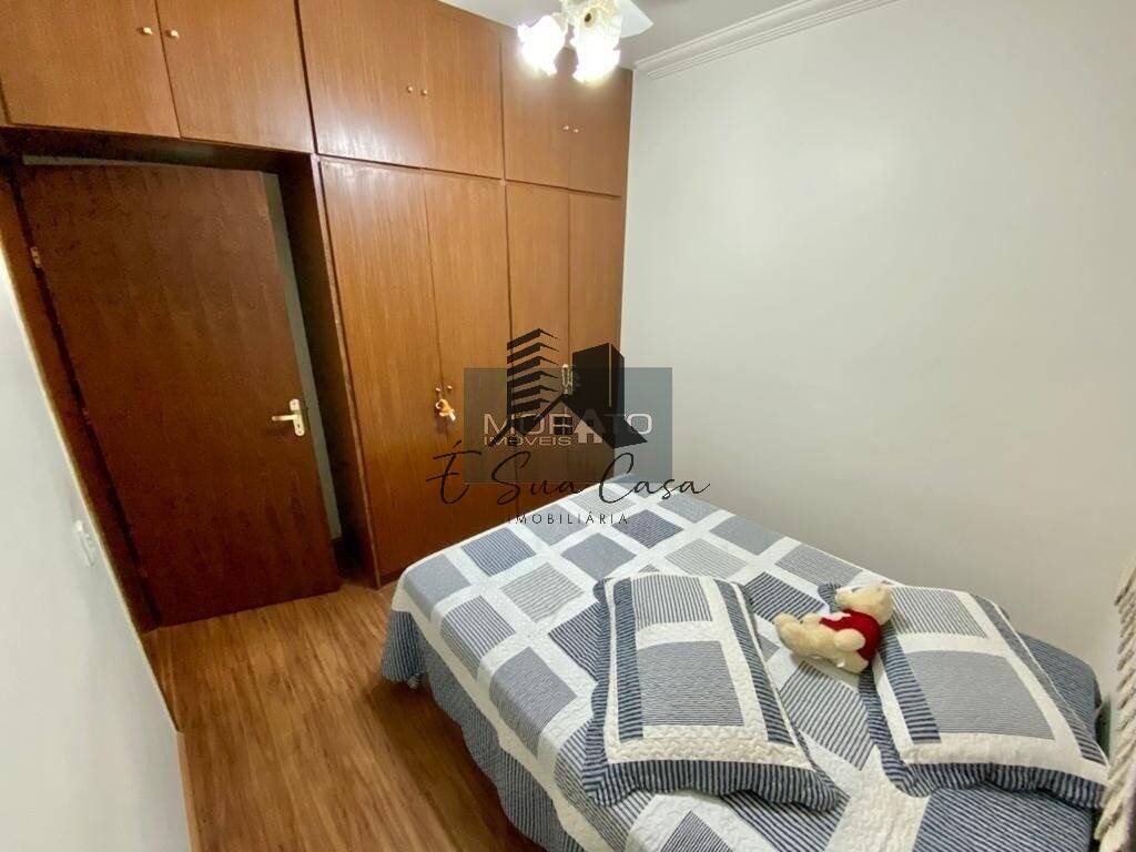 Casa, 4 quartos, 240 m² - Foto 23