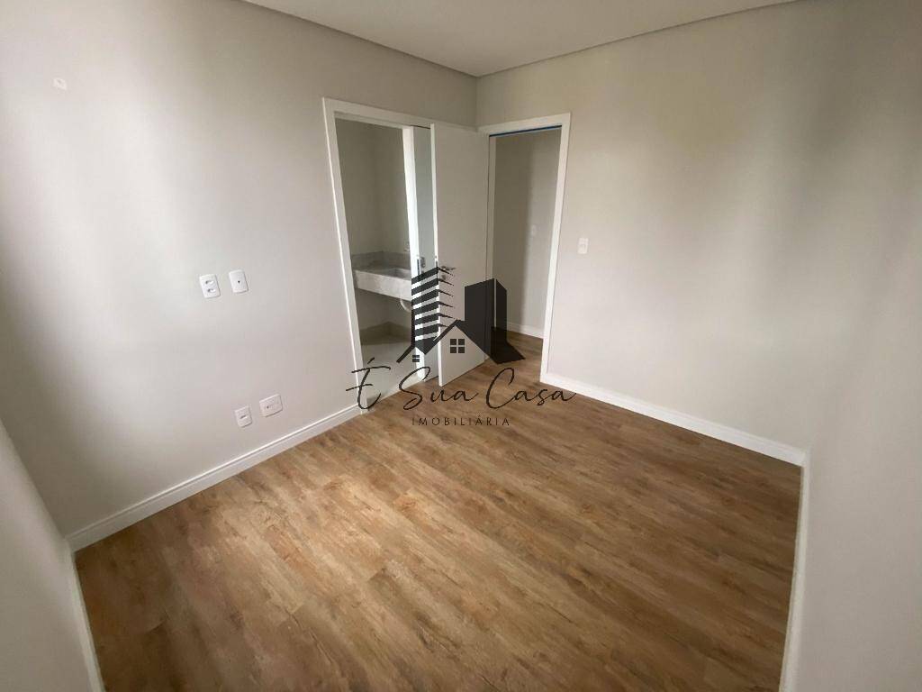 Cobertura, 4 quartos, 215 m² - Foto 9