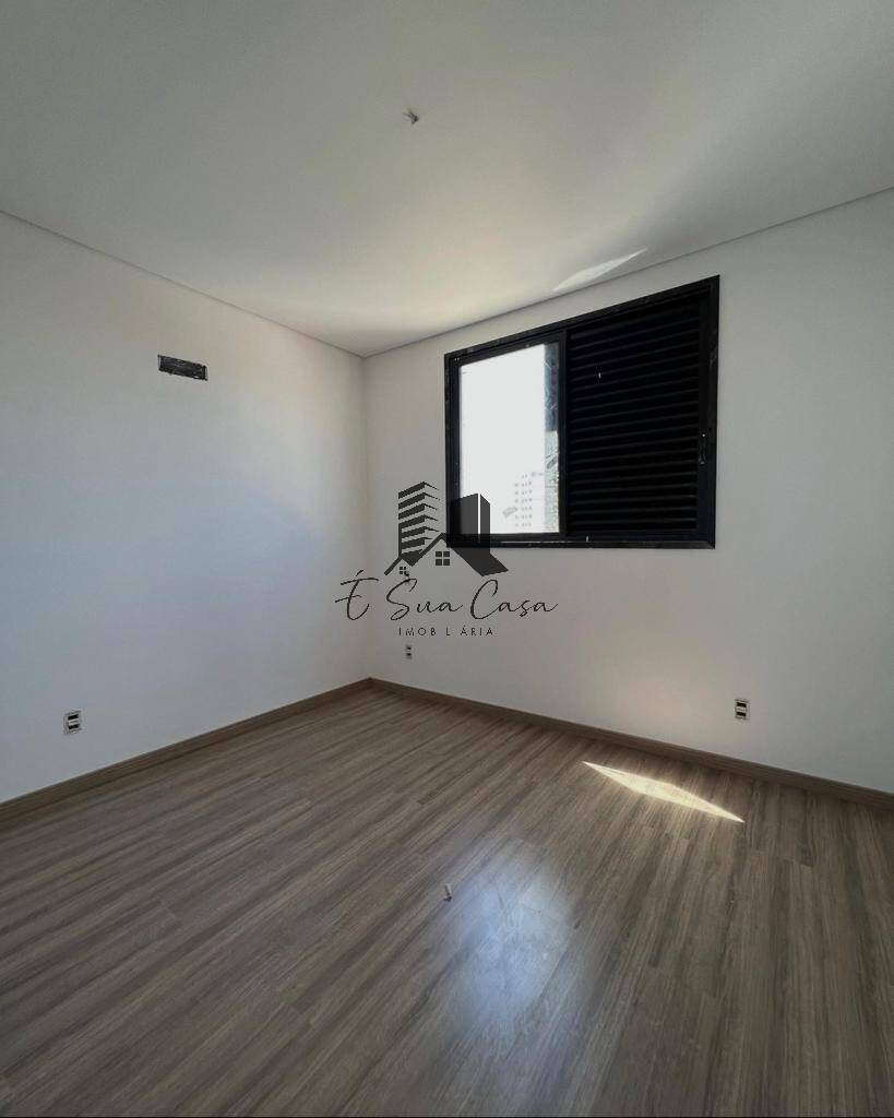 Apartamento, 3 quartos, 270 m² - Foto 4