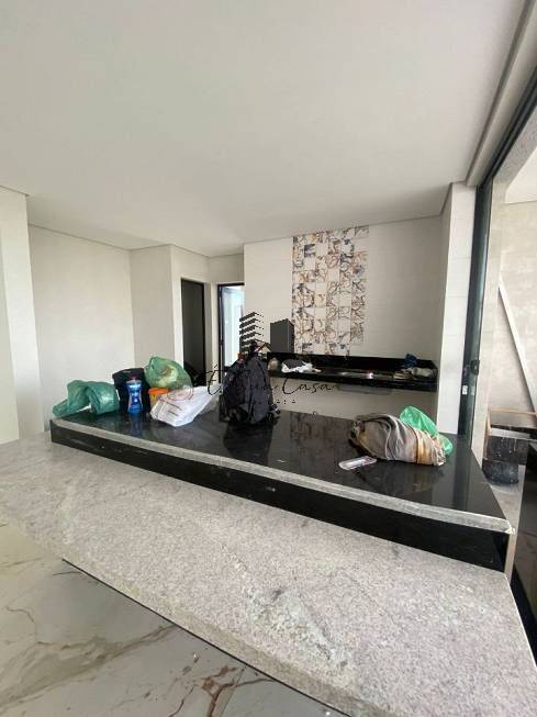 Casa à venda com 4 quartos, 416m² - Foto 4