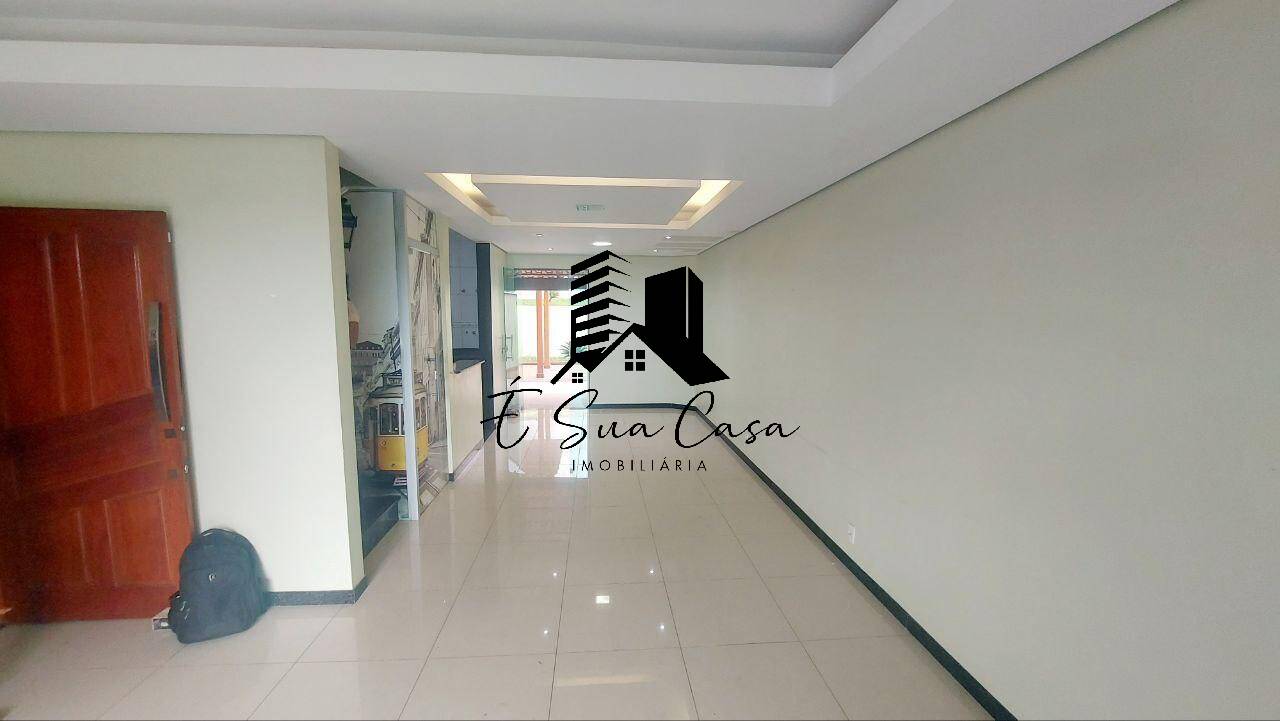 Casa, 3 quartos, 204 m² - Foto 2