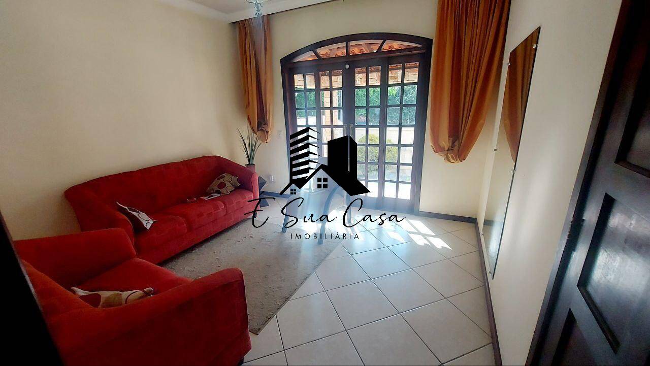 Casa, 3 quartos, 196 m² - Foto 2