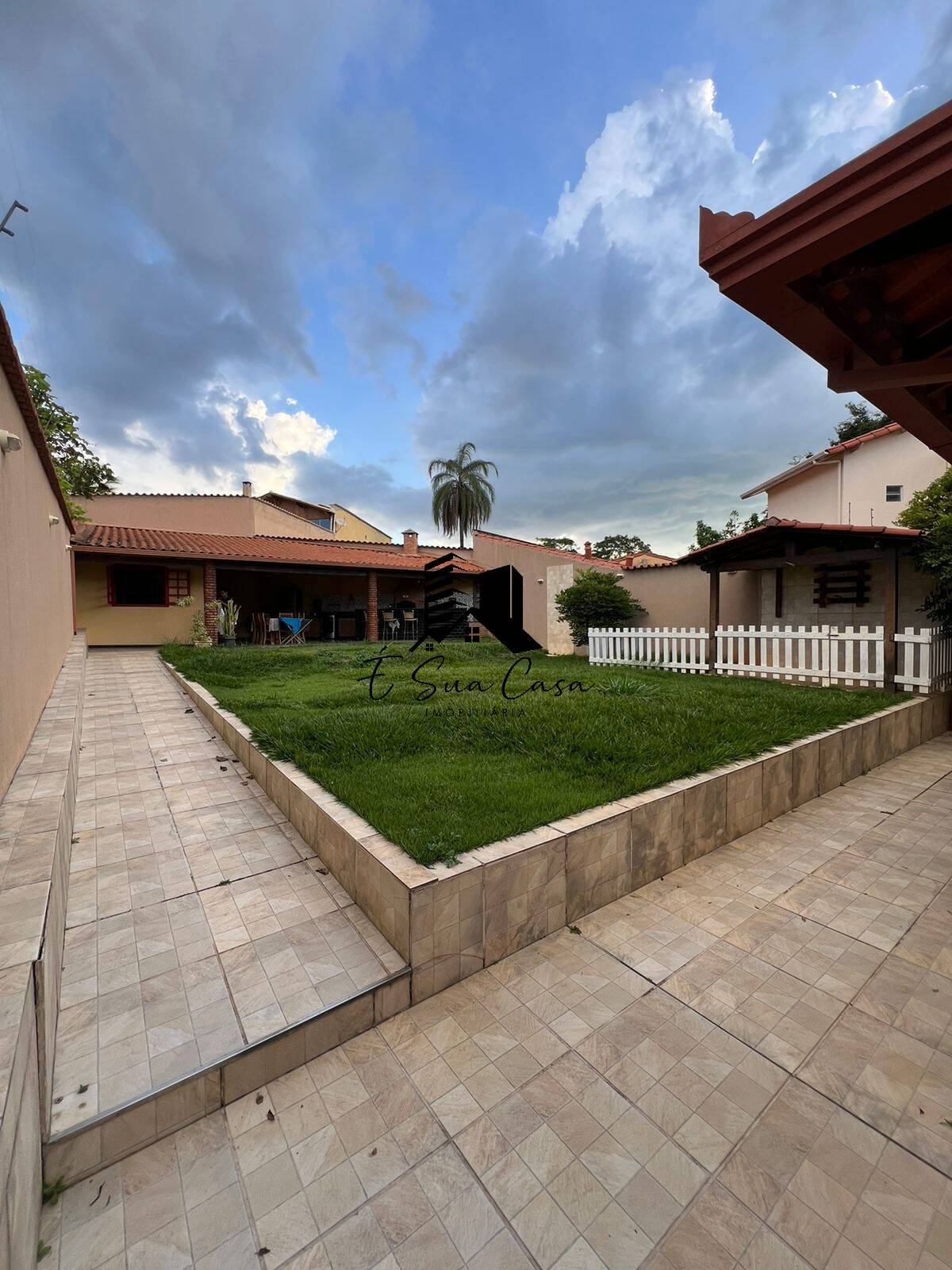 Casa, 4 quartos, 480 m² - Foto 1