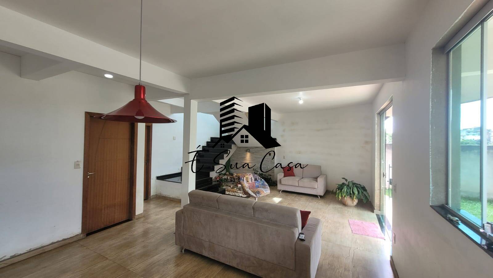 Casa, 4 quartos, 203 m² - Foto 1