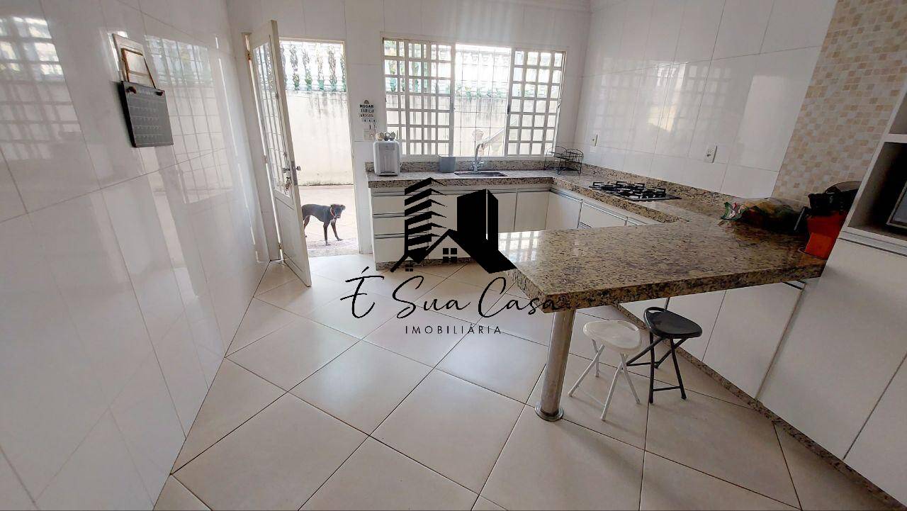 Casa, 3 quartos, 360 m² - Foto 24